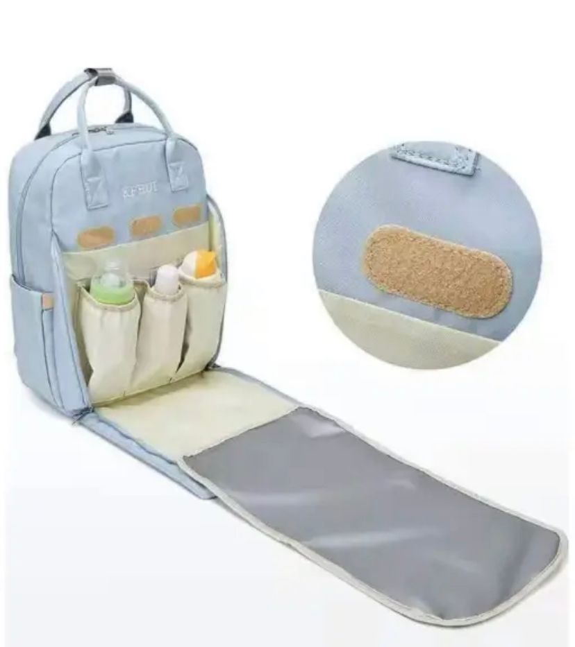 Multifunctional Diaper Bag With Changing Mat