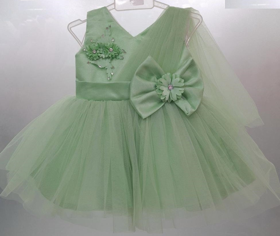 SLEEVELESS PARTY DRESS WITH NET & BOW CORSAGE