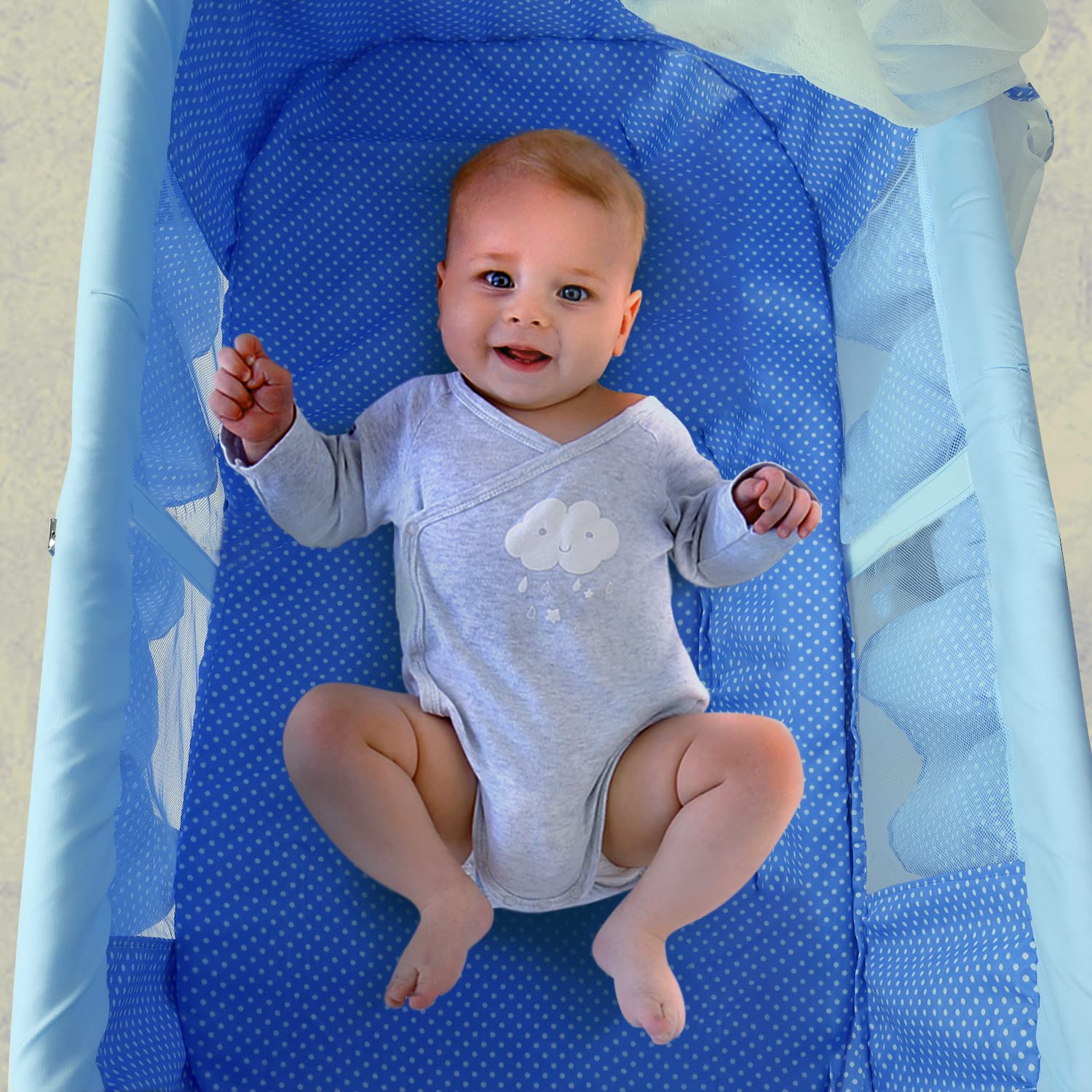 Baby cradle with clearance wheels